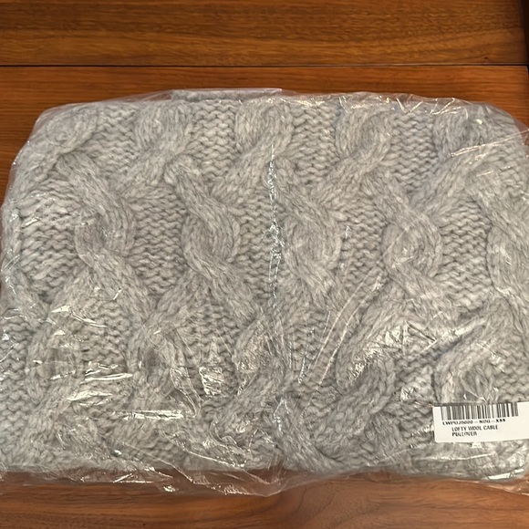 NWT Lunya Lofty Wool Cable Pullover, Nod Grey - XS/S - Picture 4 of 4